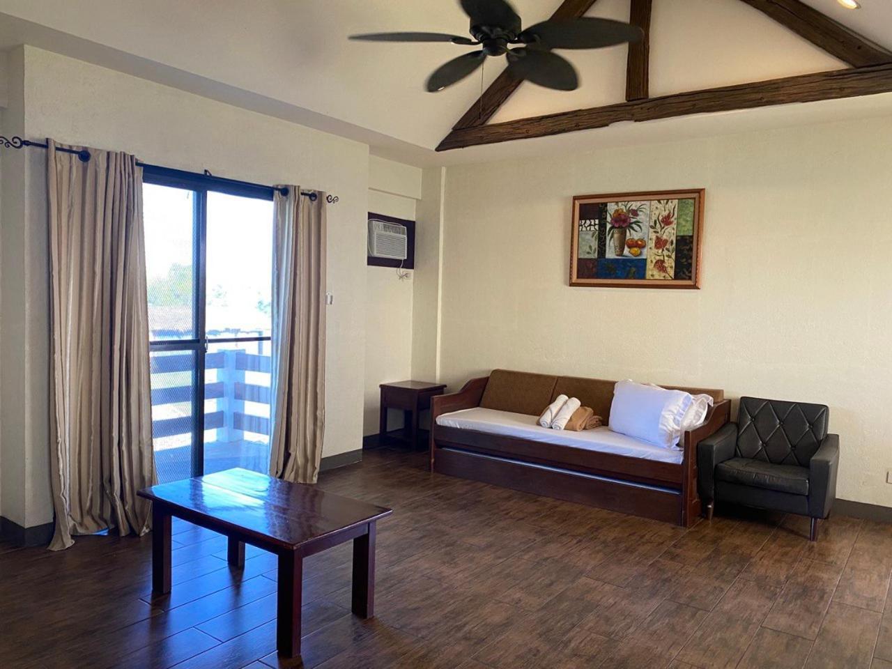 El Puerto Marina Beach Resort&Vacation Club Lingayen Exterior foto